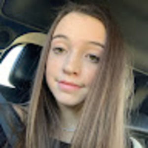 Meet your Posher, Caroline